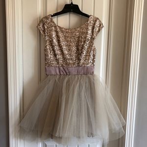 Fun gold party dress! Sequin top, tulle bottom!